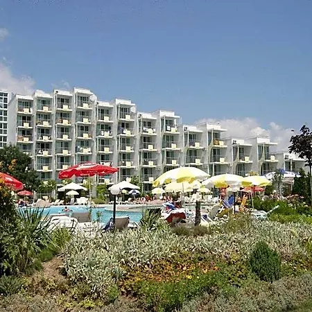 Laguna 4* بالشيك