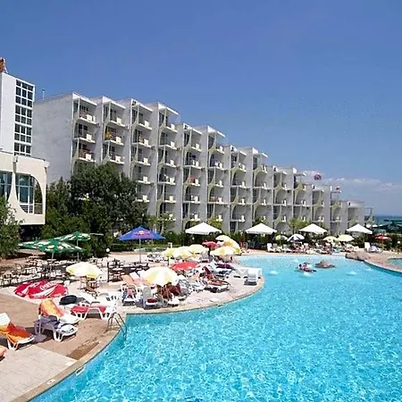 Laguna فندق 4*